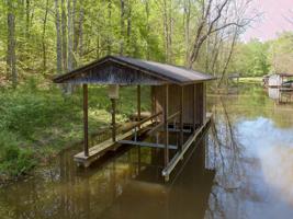 15B Oakwood Court