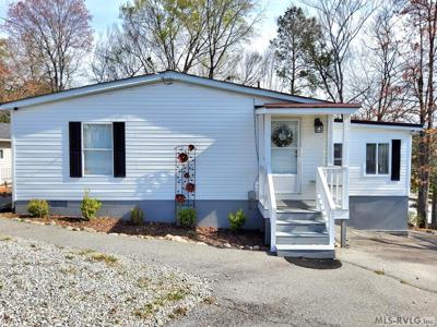 320 Eagle Trail