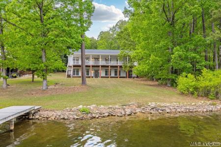 120 Oak Drive