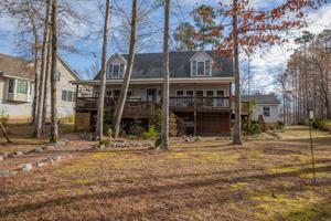 395 Lookout Point Dr