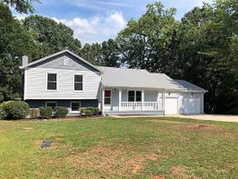 11 Foxfire Dr