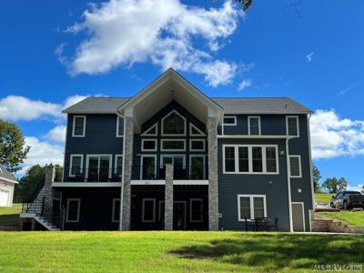 1102 Starboard Drive