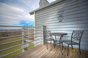 71 WATERSIDE CIR Unit #D-9