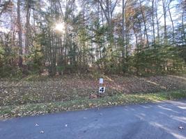 Lot 4 Vermont AVE