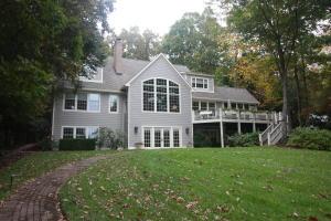 65 Lake Forest TER