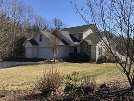 105 HILLVIEW DR