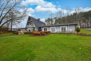 1083 Highland Lake RD