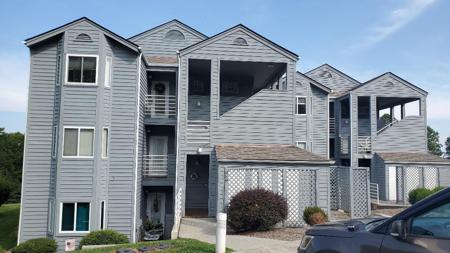 71 WATERSIDE CIRCLE