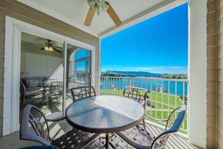 1217 Graves Harbor TRL