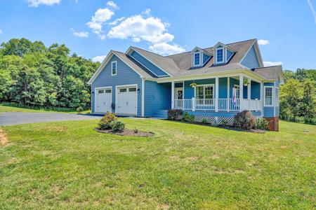 131 Grand Harbour CT