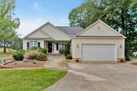 217 Shamrock CT