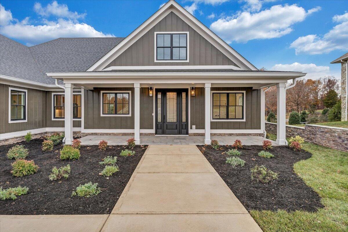 Image 4: 006-MIB07040