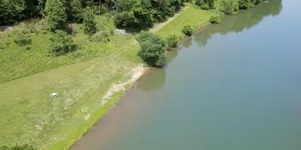 Image 4: River Rock Lake Access copy 10