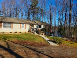 104 Shore DR