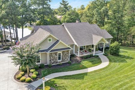 112 Grindstone LN