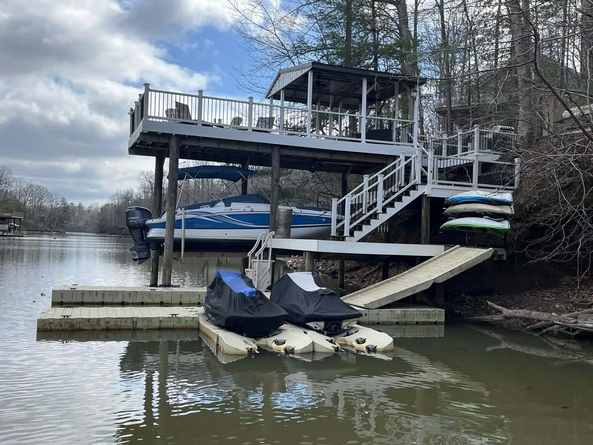 Image 1: 512 ridgelake pic2