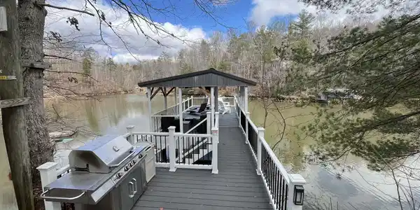 Image 2: 512 ridgelake pic3