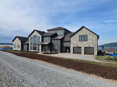 118 Lakeport CIR