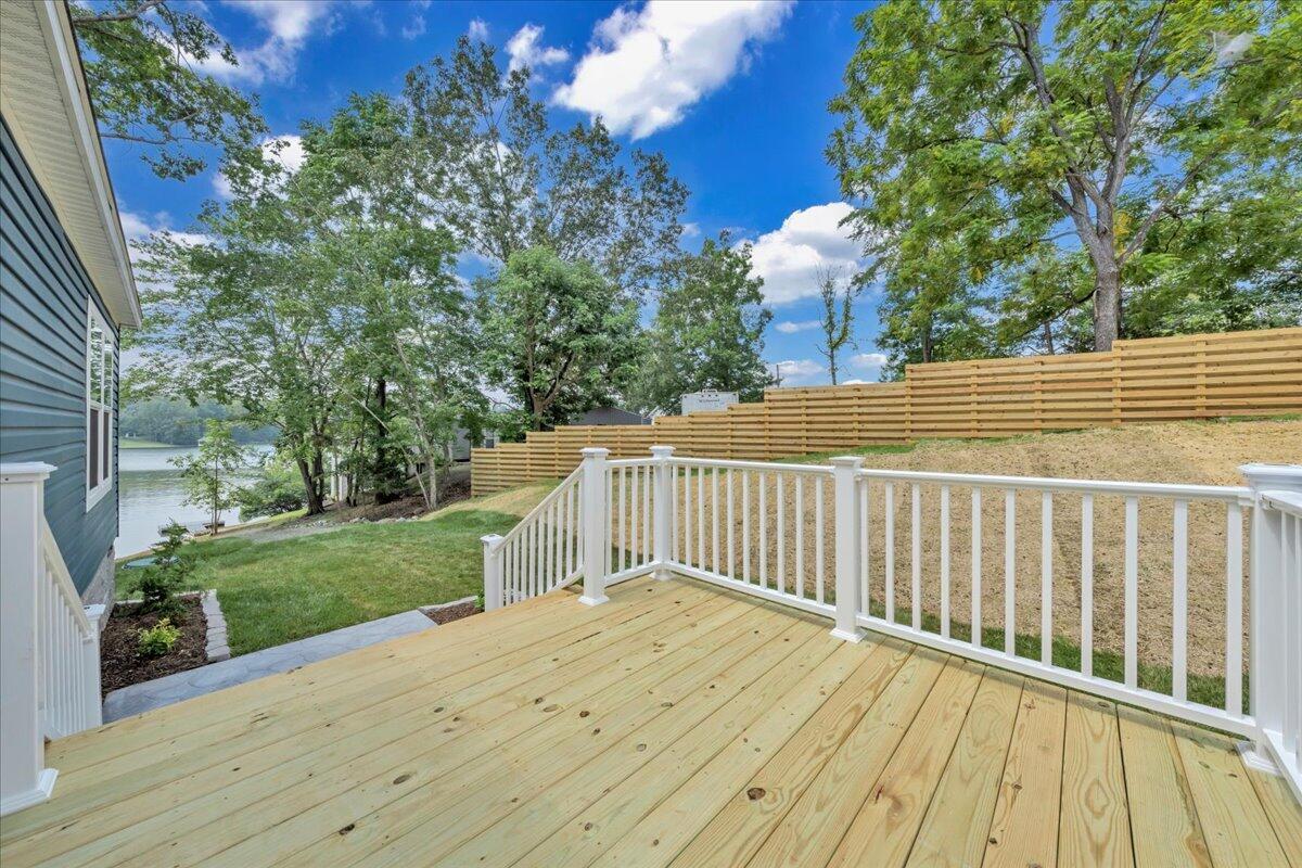 Image 3: 37-MIB08447