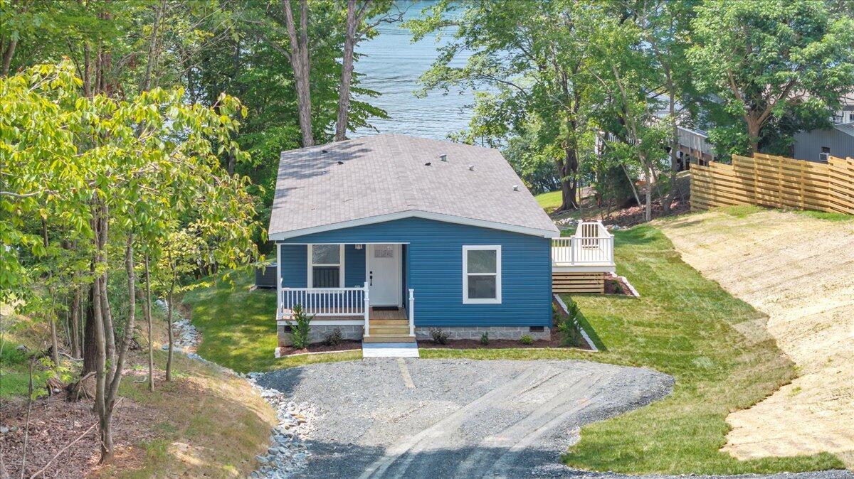 Image 4: 01-DJI_20250807183734_0042_D