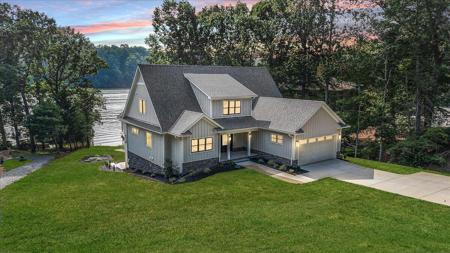 17 Azalea CIR