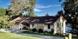 114 Oak Grove CIR