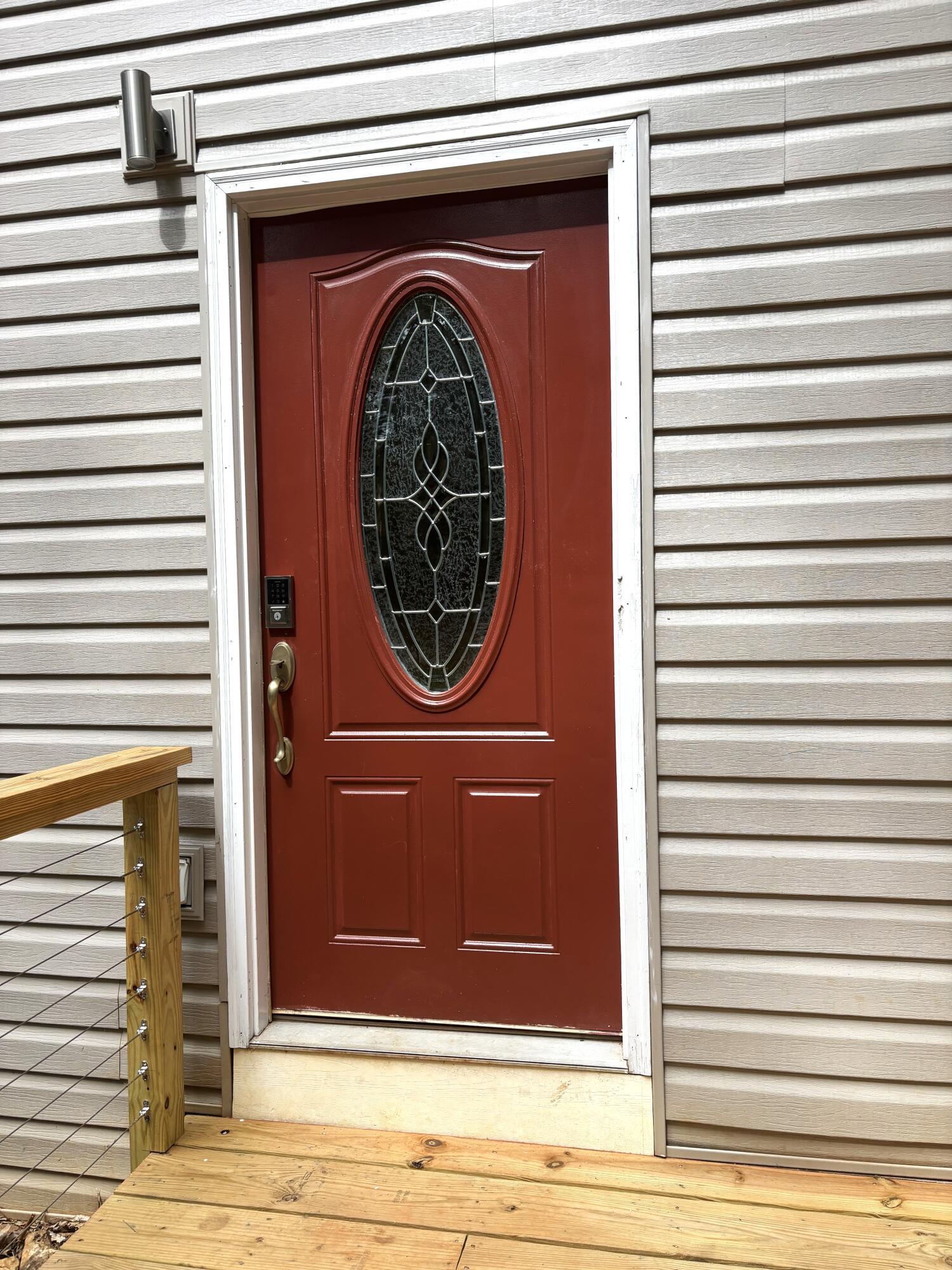 Image 3: Front Entrance