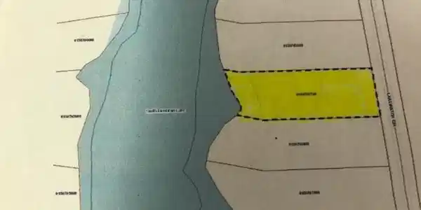 Image 2: Lot 37