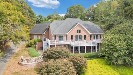 6623 Horseshoe Bend RD