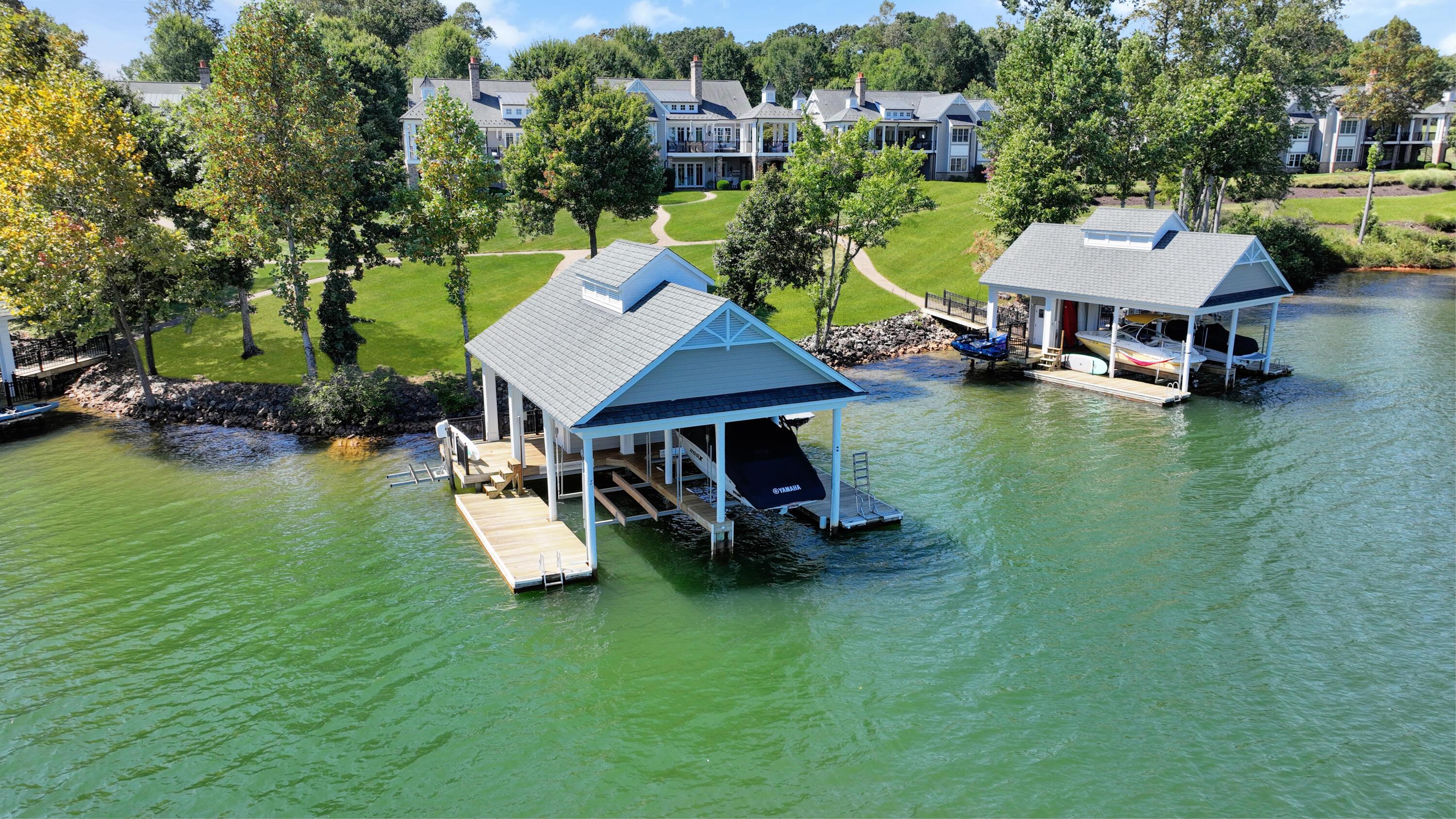 Image 2: Dock