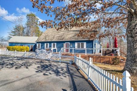 100 Sandpiper DR