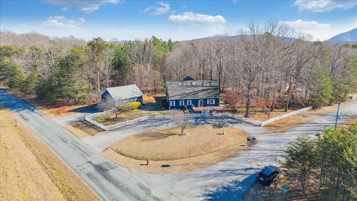 Image 3: 11-DJI_20251224132921_0013_D