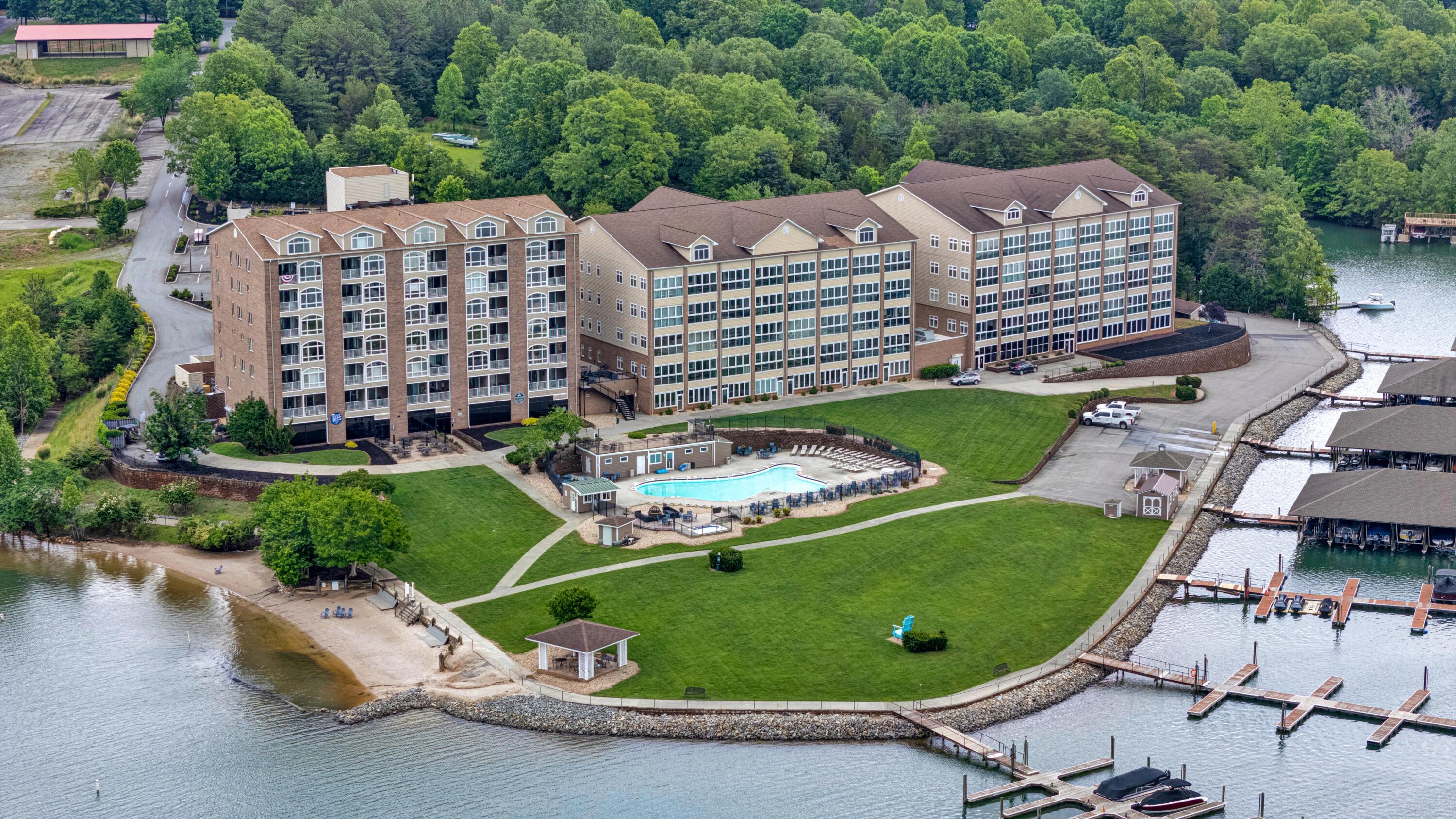 Image 2: DJI_20250513125238_0293