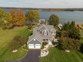 940 Boardwalk DR