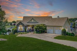 214 Sunset Pointe DR