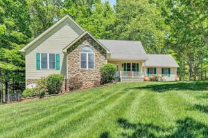 130 Edgewater DR