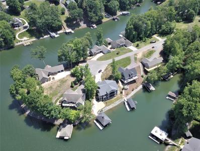 99 Windward Pointe DR