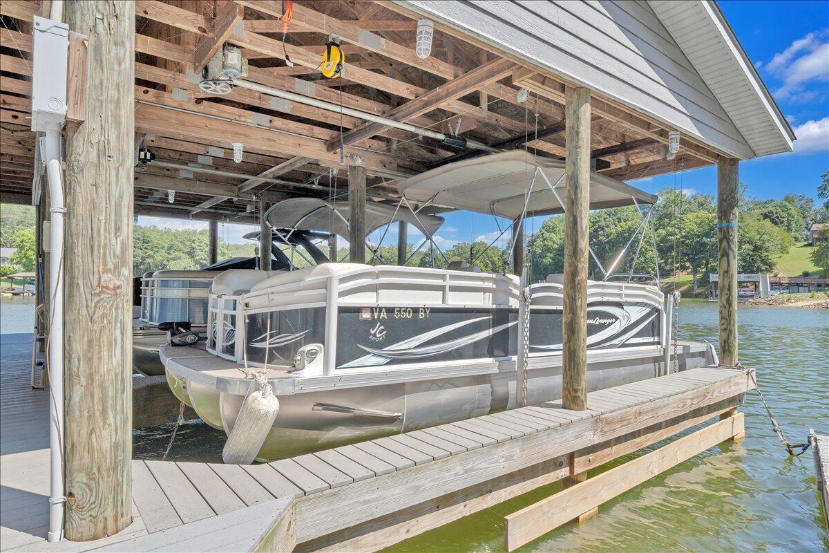 Image 1: Deeded Boat Slip