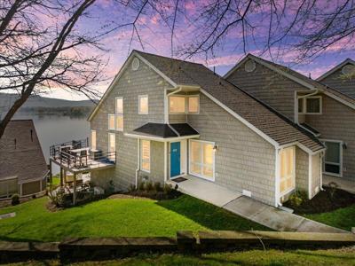 1206 Nature LN