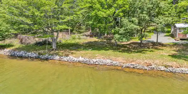 Image 3: Lot 3 SNP19