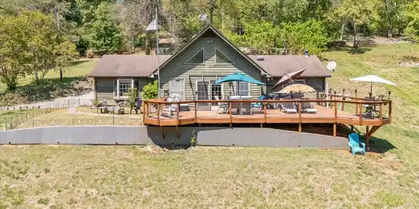 Image 2: 01-DJI_20260421140411_0002_D-R5