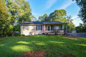 107 WOODLAKE DR