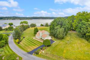60 Shoreline CIR