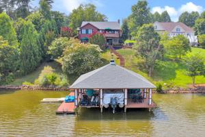 215 Inlet DR