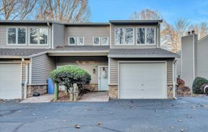 140 Windlass Pointe DR