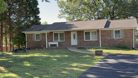 191 Twin Oaks RD