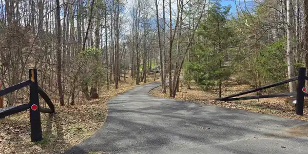 Image 2: Entry - Paved Driveway