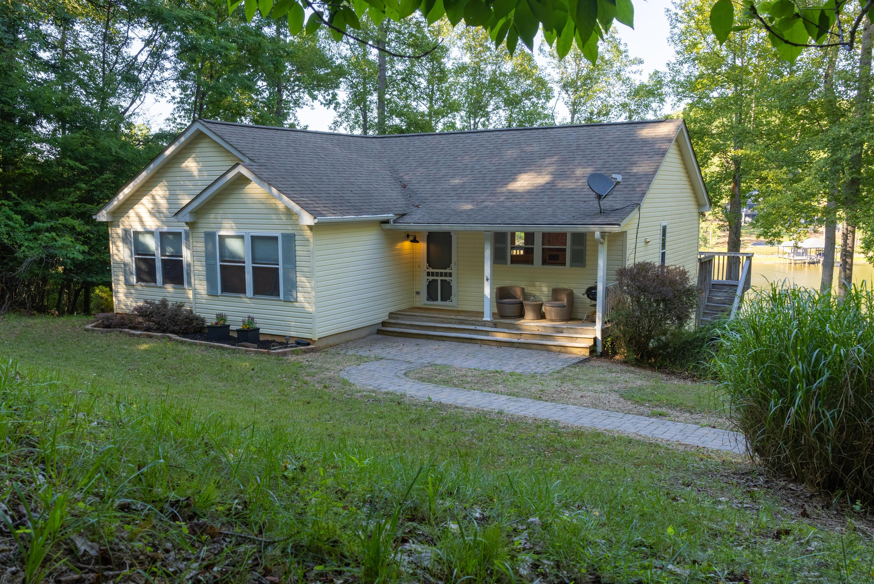 Image 2: 1650CraftsChurchRd-51