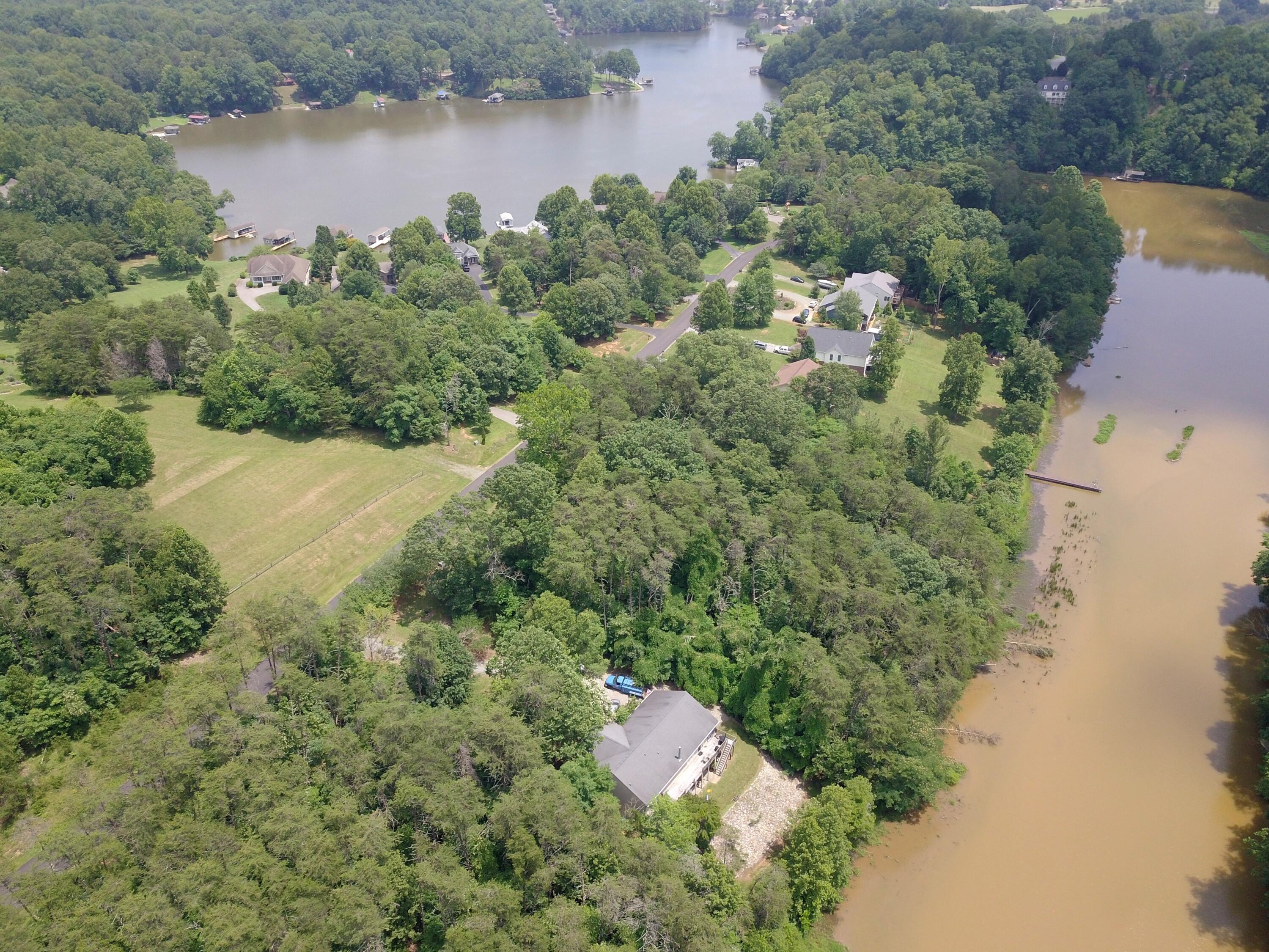 Image 1: Lot 6 Inlet
