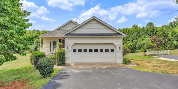 70 Sunny Field RD